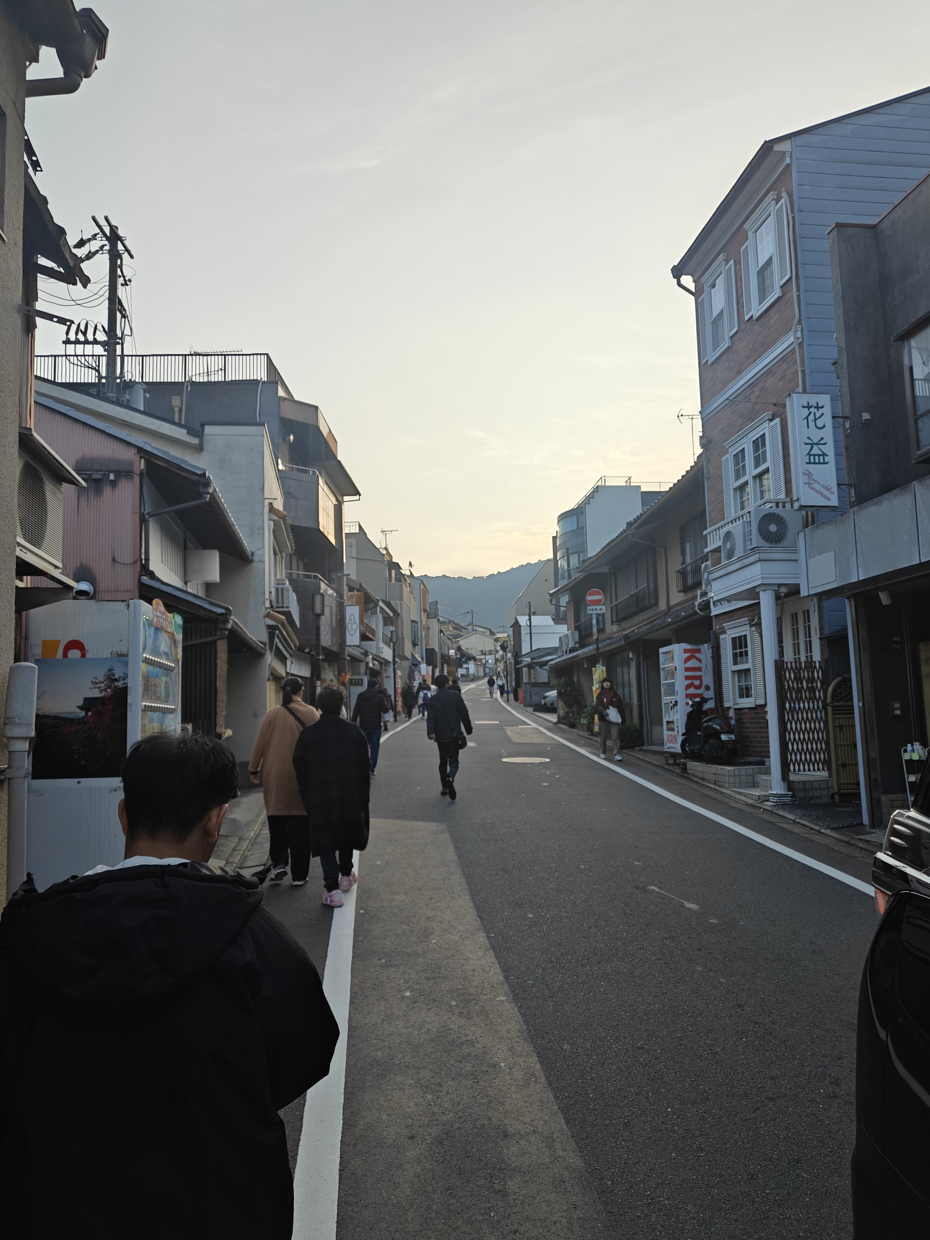 八点前的清水坂